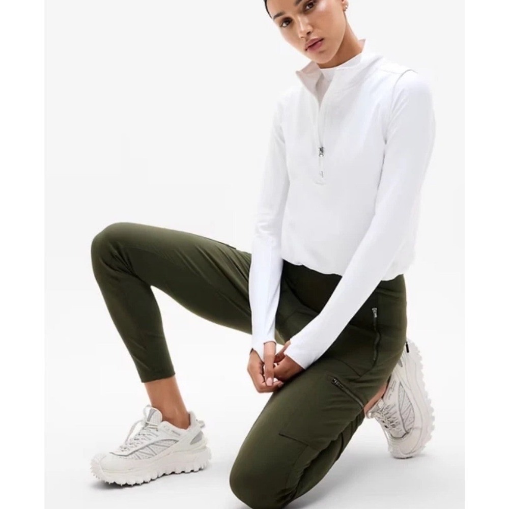 Athleta Headlands Hybrid‎ Cargo Tight Green Size 12 New With Tags